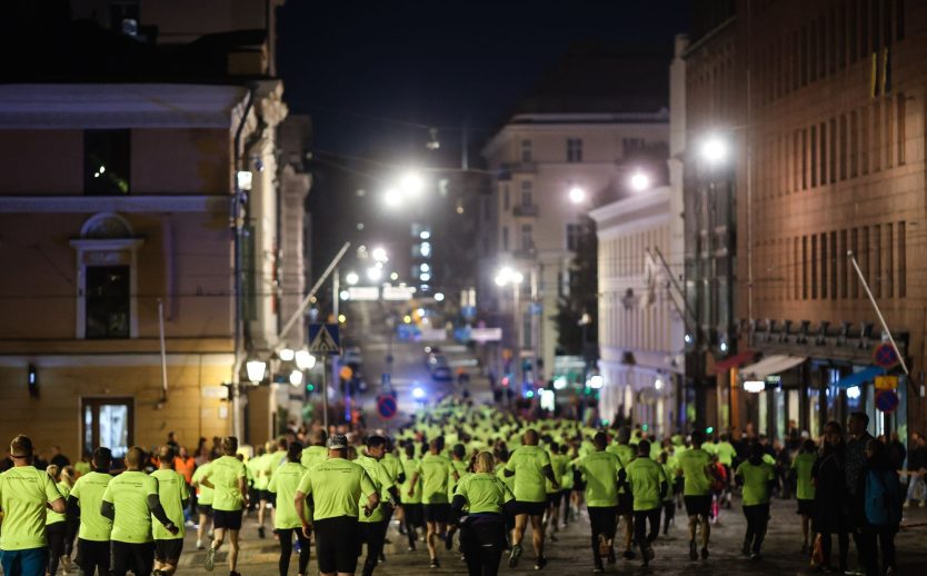 Midnight-Run-Helsinki-Start-Finish-Senatstoget (5)