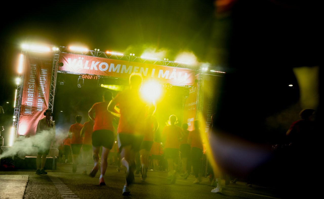 Midnattsloppet-2025-målgången