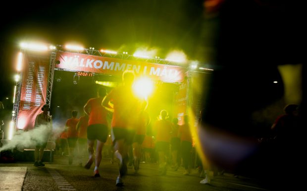 Midnattsloppet-2025-målgången