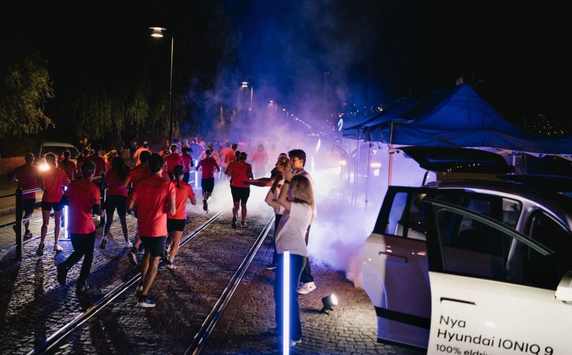 Midnattsloppet Stockholm aktivitet utmed banan