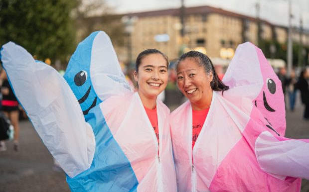 två hajar Midnattsloppet Göteborg Maskerad